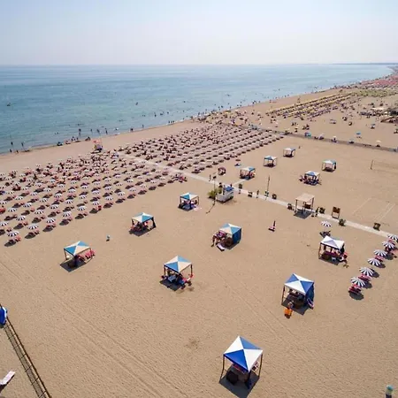 Pleasant In Apartamento Rosolina Mare
